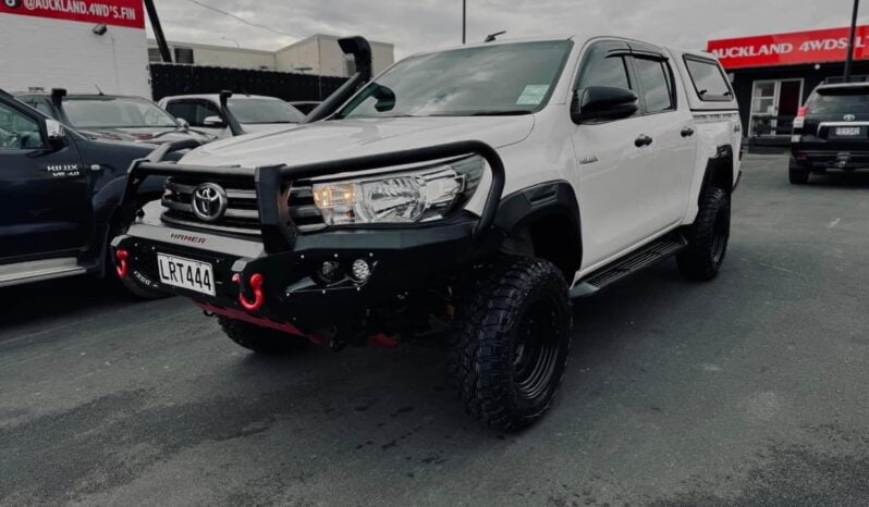 
								2018 Toyota Hilux full									