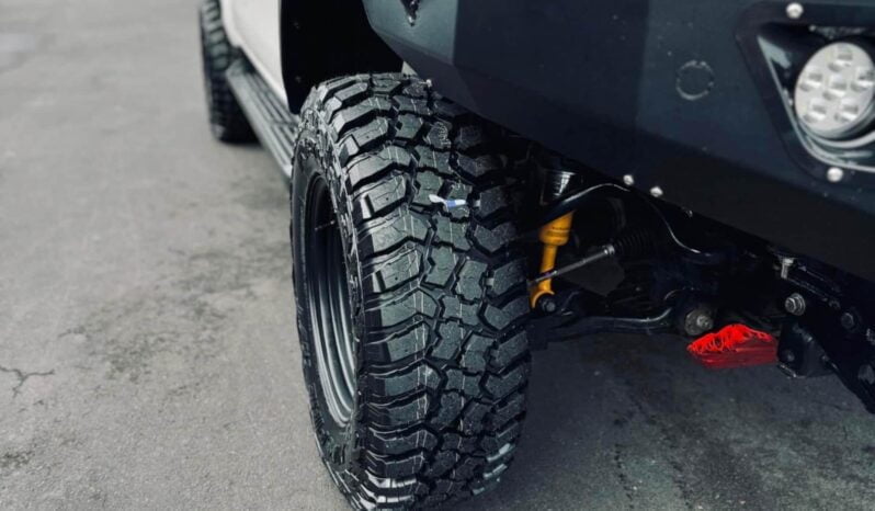 
								2018 Toyota Hilux full									