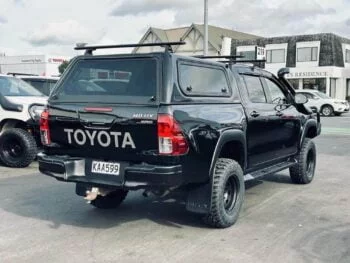 2016 Toyota Hilux SR5
