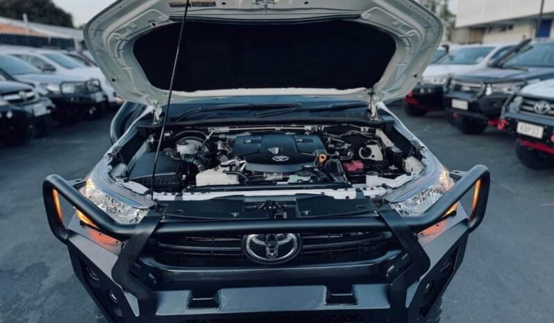 
								2021 Toyota Hilux SR full									