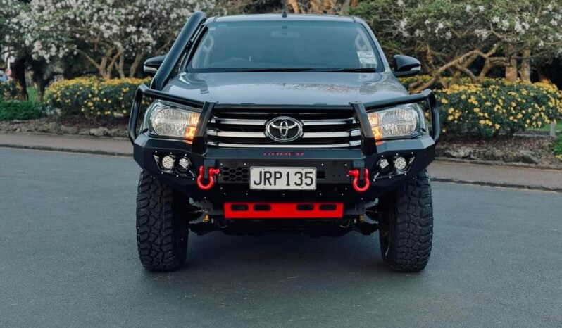 
								2016 Toyota Hilux full									