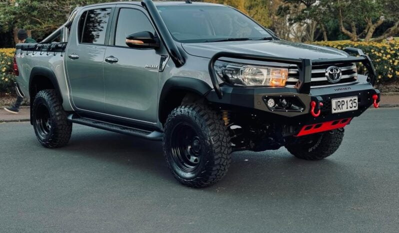 
								2016 Toyota Hilux full									